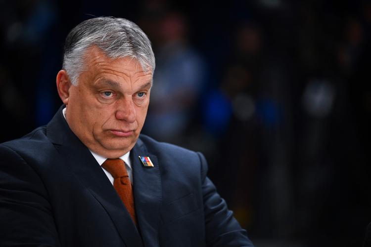 Viktor Orbán og Ungarn har desperat brug for de 112,5 milliarder kroner, EU tilbageholder. Men det har lange udsigter, så længe landet ikke efterkommer EU's krav. Foto: Gabriel Bouys/Ritzau Scanpix
