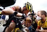 Jonas Vingegaard, da han krydsede målstegen efter 8. etape i Tour de France. Foto: Christian Hartmann/Ritzau Scanpix