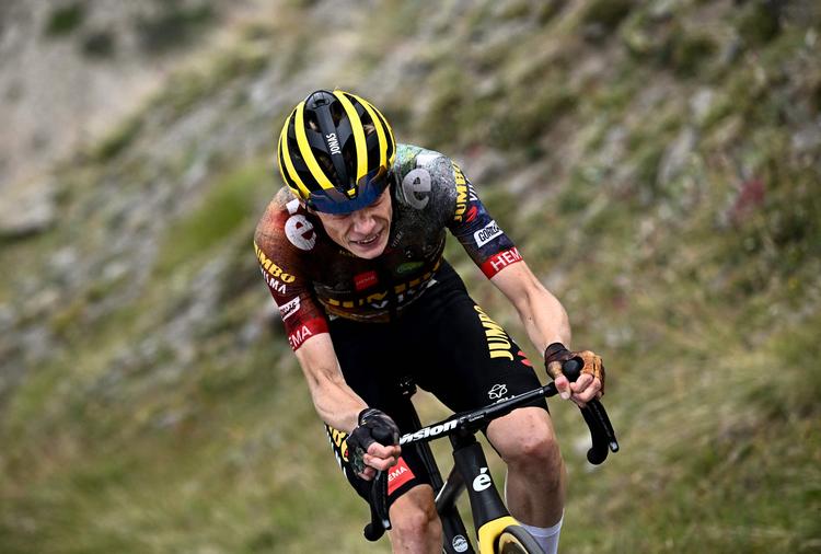 i dag er Jonas Vingegaard 25 år og har - mildt sagt - vist, at han kan køre på cykel som få. Men en del af forklaringen ligger i hans fysik.  (Photo by Anne-Christine POUJOULAT / AFP) Foto: Anne-christine Poujoulat/Ritzau Scanpix