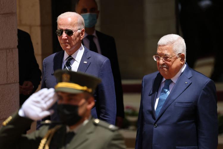 Præsident Biden modtages af Præsident Abbas i  Betlehem. på Vestbredden, der nu har været besat i 55 år. Foto: Ahmad Gharabli/Ritzau Scanpix