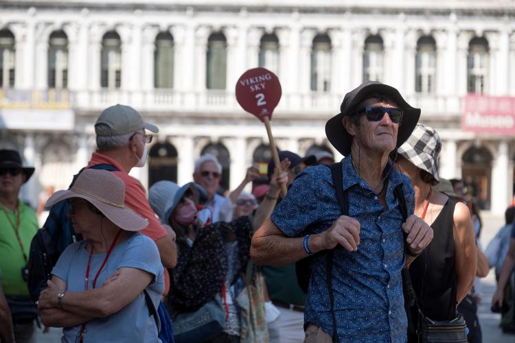 Hedebølgen har sendt Venedigs turister i skyggen. Foto: Manuel Silvestri/Ritzau Scanpix