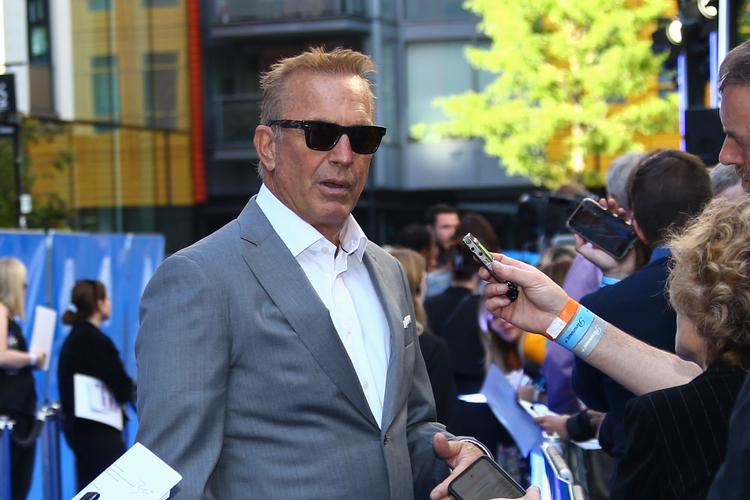 Kevin Costner er blandt de allerbedst betalte skuespillere i tv-serier. For sin rolle i serien 'Yellowstone' tjente han 1,3 millioner dollars per afsnit. Foto: Joel C Ryan/Ritzau Scanpix