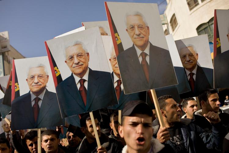 Mahmoud Abbas hyldes på Vestbredden. Sådan var det. Men har han stadig sin befolkning bag sig?
 Foto: Bernat Armangue/ASSOCIATED PRESS