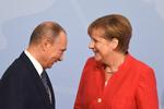    Angela Merkel og Vladimir Putin til G-20 møde i Hamborg i 2017, hvor de øvrige vestlige ledere også var til stede. På det tidspunkt havde han annekteret Ukraine, meh han var langt fra en 'paria'. Arkivfoto  Malte Ossowski/sven Simon