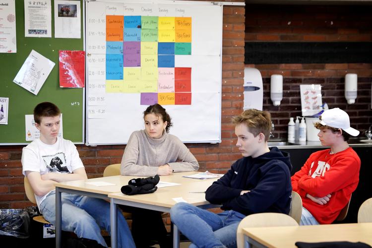 Rektor på Frederiksberg Gymnasium, Maja Bødtcher-Hansen, fortæller, at eleverne kæmper med at få motivationen tilbage efter coronanedlukningerne. Her ses et arkivfoto. Foto: Jens Dresling