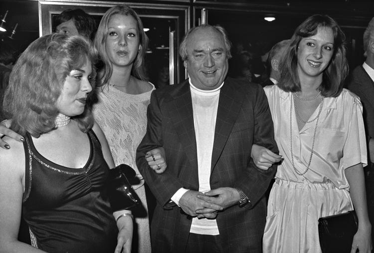 Simon Spies, rejsebureauet Spies' stifter, ses her til koncert med Sammy Davis Jr. i 1978. Foto: Johnny Bonne