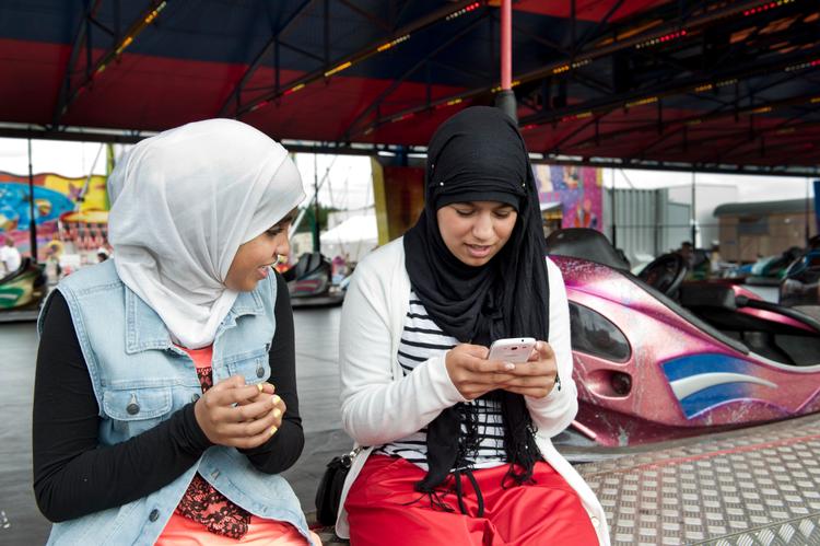 Tørklæder til muslimske piger er kontroversielt - skal det forbydes i skolerne? Foto: Gorm Branderup