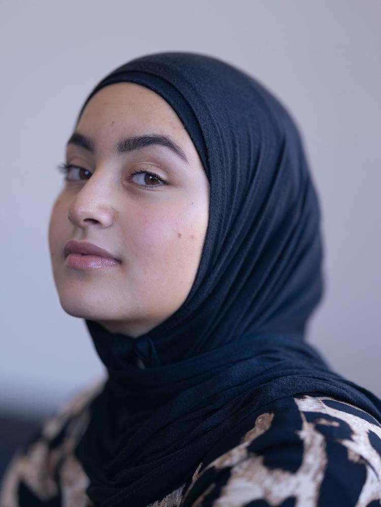 Fatemeh ville bære tørklæde, fordi hun så op til sine familiemedlemmer, der gjorde det. Foto: Hannah Aurora Almstrup