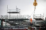Det er ikke mindst byggeriet, der bidrager til statistikken over arbejdsulykker der koster medarbejdere livet.  Foto: Casper Dalhoff