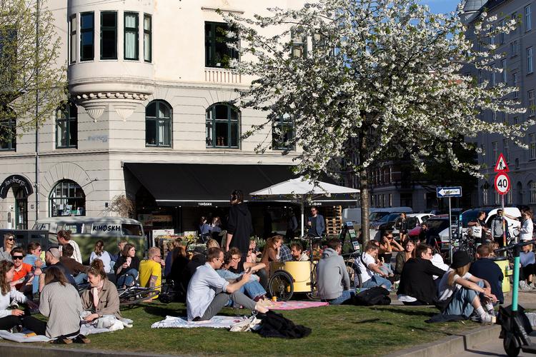 Københavnerne har været til branchefest, løbet DHL-løb og fået ordnet negle i denne uge.   Foto: Finn Frandsen