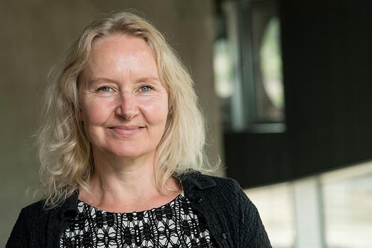 Man forstår netop vigtigheden af kultur i lokalsamfund, hvor butikker lukker, og arbejdspladser forsvinder. Det mener bestyrelseslederen for Statens Kunstfond, Gitta Malling.   Foto: Lars Horn