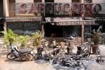 Burkina Faso plages af uro, efter at både Islamisk Stat og al-Qaeda har udført mange angreb i løbet af det seneste årti. Her ses restauranten Cappucino i Ouagadougou, som i januar 2016 blev angrebet af al-Qaeda. Foto: Joe Penney/Ritzau Scanpix