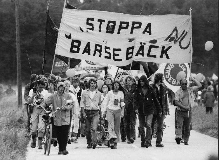 Atomkraftværket Barsebäck nord for Malmö blev endeligt nedlagt i 2005 efter pres fra aktivister i Sverige og Danmark samt fra danske organisationer og myndigheder, der var bange for, at en ulykke på værket kunne ramme den danske hovedstad. Nu spekulerer de svenske politikere igen i at genåbne atomkraftværker på tværs af Sverige for at løse den energikrise, som Ruslands invasion af Ukraine har forårsaget i Europa.  Foto: Kim Agersten