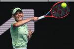 Fiona Ferro, der her ses under dette års Australian Open, er den seneste kvindelige tennisspiller, der beretter om seksuelle overgreb fra sin træners side, da hun var teenager.  Foto: Michael Errey/Ritzau Scanpix
