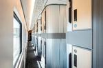 Et blik ned ad gangen på ÖBB's nye liggevogne, der ligesom selskabets andre klasser nu har fået en ordentlig overhaling. Foto: Harald Eisenberger