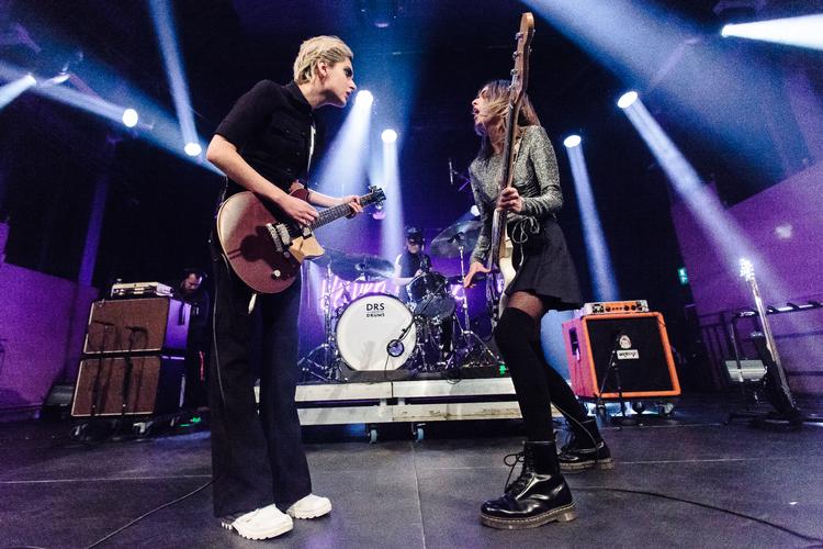 Velvet Volume spiller til 'P6 Beat Rocker' i 2018. Det er et af flere arrangementer, som nu er sparet væk som del af DR's digitale omstilling. Foto: Per Lange