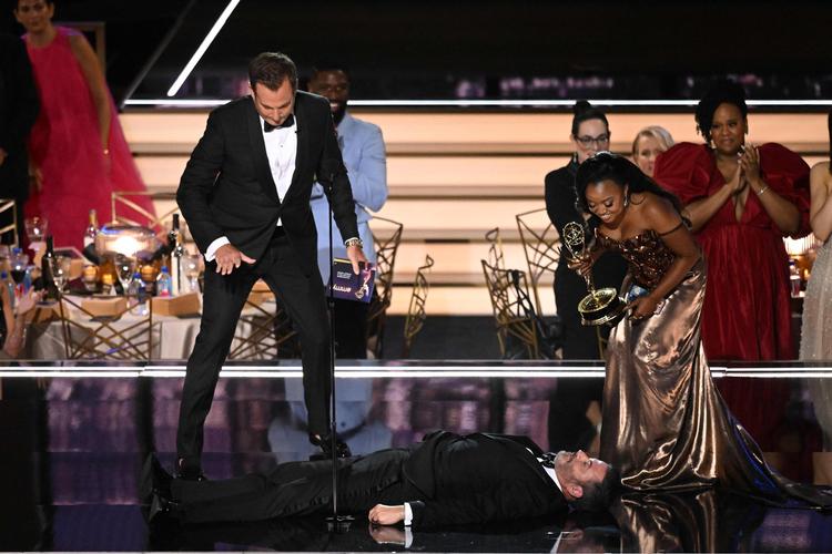 Jimmy Kimmel gav anledning til ét af aftenens mest omtalte øjeblikke, og det er ikke ment i positiv forstand.  Foto: Patrick T. Fallon/Ritzau Scanpix