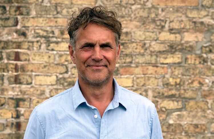 Nicolai de Gier født i 1965 og uddannet møbelsnedker og møbeldesigner. Han er netop blevet udnævnt til møbelprofessor på Det Kongelige Akademi.  Foto: Det Kongelige Akademi