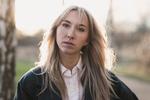 Overbevisende er 26-årige Paulines debutalbum på alle måder. PR Mads Fisker