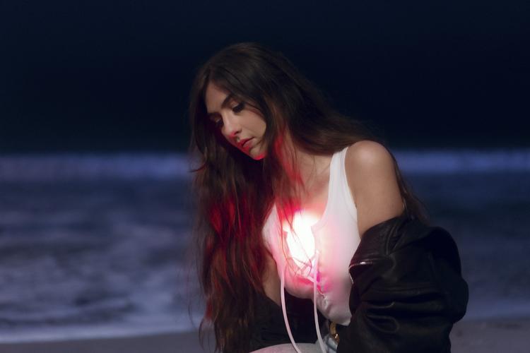 Weyes Blood brød igennem for tre år siden med 'Titanic Rising'. Snart kommer et nyt album fra hende.  