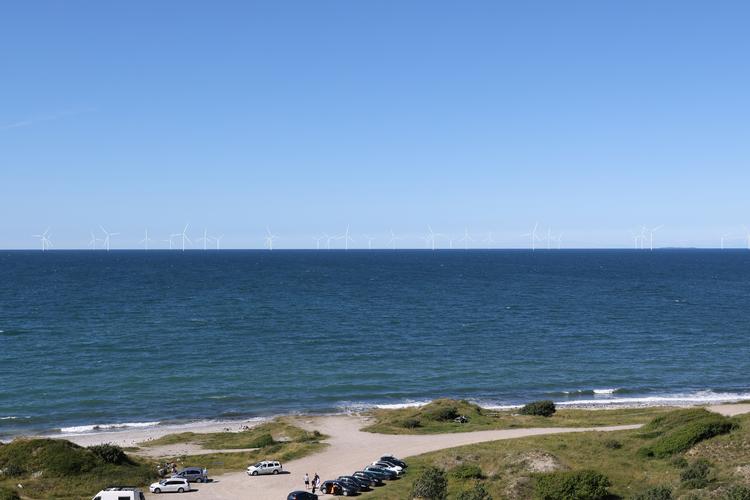 En foreløbig visualisering af, hvordan Andels havvindmøllepark vil tage sig ud set fra Klintebjerg.  Foto: Illustration fra Andel