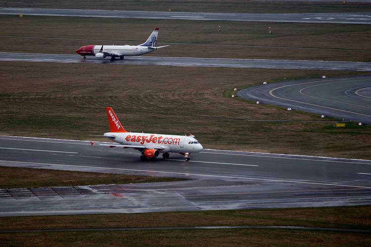 En række luftfartsselskaber er blevet politianmeldte for at være for længe om at betale pengene tilbage til passagererne for aflyste fly under corona. To år efter er sagen ikke afgjort. Foto: Finn Frandsen