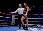 Boxing - Amanda Serrano v Sarah Mahfoud - IBF, IBO, WBC &amp; WBO World Featherweight Titles - AO Arena, Manchester, Britain- September 24, 2022 Sarah Mahfoud during her fight against Amanda Serrano Action Images via Reuters/Andrew Couldridge Foto: Andrew Couldridge/Ritzau Scanpix