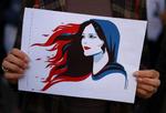 Også i Tyskland har der været protester mod det iranske regime, der angiveligt dræbte Mahsa Amini.  Foto: Christian Mang/Ritzau Scanpix