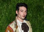     Alene i år er skuespilleren Ezra Miller blevet arresteret flere gange for sin bizarre og skræmmende opførsel. I august undskyldte det store skuespiltalent offentligt.   Foto: Evan Agostini/Ritzau Scanpix