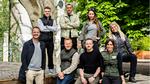Deltagerne i denne omgang af 'Jaget vildt' er fra øverst til venstre Rasmus Brohave, Martin Johannes Larsen, Mascha Vang og Rikke Hørlykke. I forreste række ses Jacob Riising, Anders Breinholt, Troels Krohn Deli og Lisbeth Østergaard.  Foto: Per Arnesen/Warner Bros. Discovery