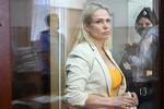 Den russiske tv-journalist Marina Ovsjannikova er sat på Ruslands liste over efterlyste personer. Foto: Natalia Kolesnikova/Ritzau Scanpix