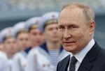 Ruslands præsident Vladimir Putin ved en flådeparade i hjembyen Skt. Petersborg denne sommer. Foto: Maxim Shemetov/Ritzau Scanpix