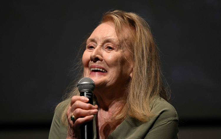 Annie Ernaux gæster Den Sorte Diamant i København 15. maj 2023. Her ses hun på scenen under filmfestivalen i Cannes i maj 2022. Foto: Julie Sebadelha/Ritzau Scanpix