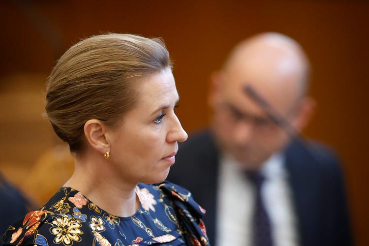 I 14 timer debatterede politikerne i folketingssalen. Foto: Jens Dresling