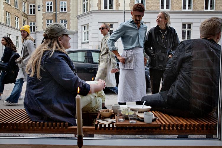 Psyche Cafe i Jærgersborggade ligger i de lokaler, hvor michelinrestauranten Relæ havde adresse i en årrække. Foto: Martin Lehmann