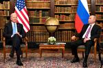 Joe Biden og Vladimir Putin fotograferet i Schweiz sidste år.  Foto: Kevin Lamarque/Ritzau Scanpix