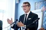 Ifølge Venstres finansordfører, Troels Lund Poulsen, skal skattelettelser giver økonomisk tryghed til de danskere, som er dybt pressede af inflationen. Foto: Jens Dresling