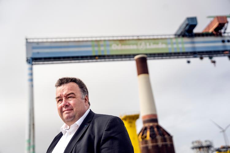 Claus Jensen er formand for Dansk Metal og topforhandler når 230.000 lønmodtager i industrien skal have nye overenskomster efter nytår. Inflationen har gjort det til de sværeste overenskomstforhandlinger nogensinde.    Foto: Stine Bidstrup