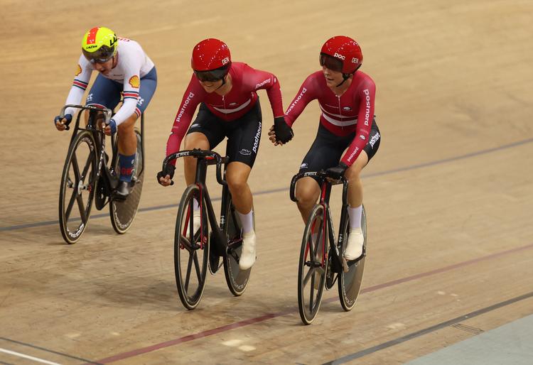 Amalie Dideriksen og Julie Leth på vej mod bronzemedaljen i parløbet ved VM.
 Foto: Matthew Childs/Ritzau Scanpix
