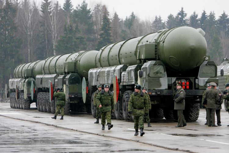 Men Rusland er hårdt trængt i Ukraine vil Kreml i de næste  uger afholde en stor øvelse med brug af dommedagsvåben som Topol-M interkontinentale ballistiske missler. 
 Foto: Artyom Korotayev/ASSOCIATED PRESS