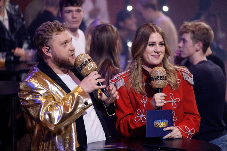 P3-værterne Christian Bonde og Maria Fantino står bag det populære program 'Curlingklubben' på P3. Trods flere lyttersucceser har kanalen dog overordnet set mistet lyttere. Foto DR