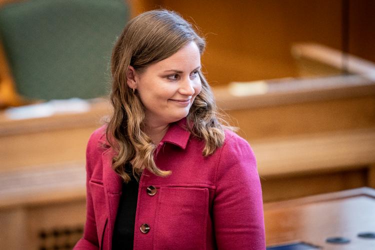 Mandag morgen kl. 6.30 meddelte Enhedslistens politiske leder, Mai Villadsen, at partiet var klar til at igangsætte en FE-undersøgelse hurtigt efter valget. Foto: Mads Claus Rasmussen/Ritzau Scanpix
