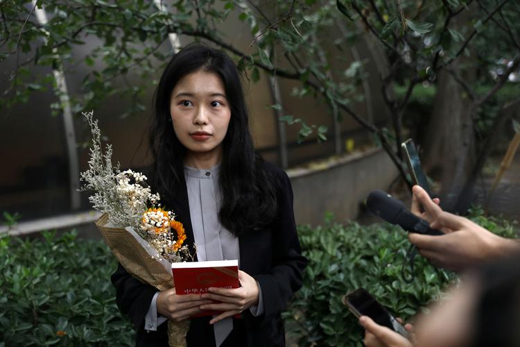 Zhou Xiaoxuan tabte i 2021 sagen om det seksuelle overgreb, hun har fortalt, hun blev udsat for som journalistpraktikant. Foto: Tingshu Wang/Ritzau Scanpix
