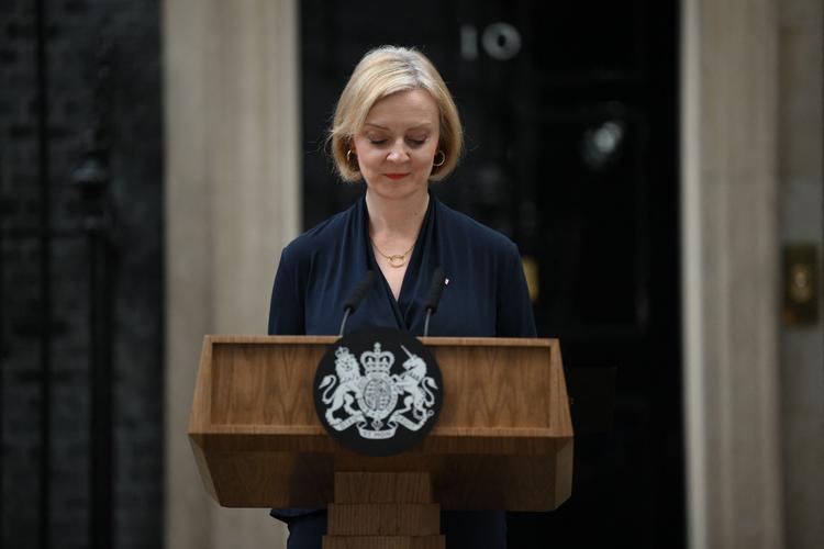 I en kort tale meddelte Liz Truss sin afsked. Foto: Daniel Leal/Ritzau Scanpix