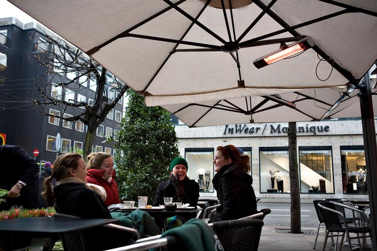 Varmelamperne er kendt som klimasyndere. Arkivfoto. Foto: Jacob Ehrbahn