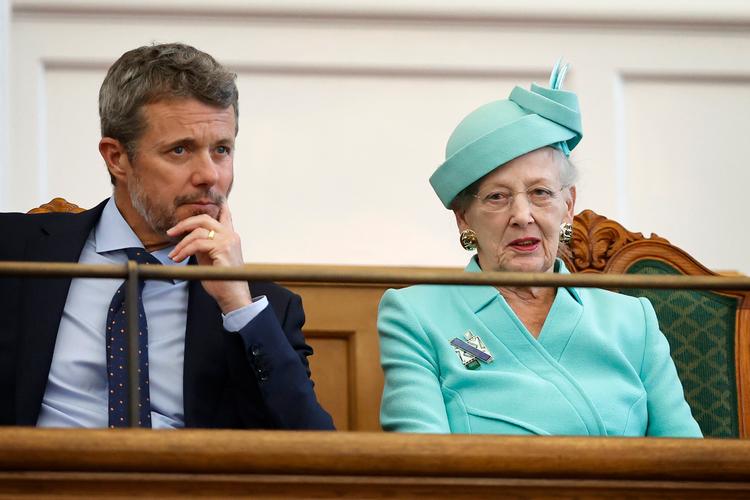  Kronprins Frederik og dronning Margrethe deltog 4. oktiver ved Folketingets åbning. Prins Joachim blev i Paris. Foto: Jens Dresling