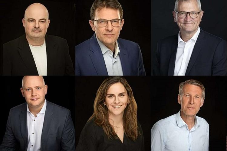 Her er Lars Løkke Rasmussen samt ti af Moderaternes andre folketingskandidater.  Foto: PR-fotos