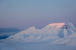 Øgruppen Svalbard i Norge er det sted i verden, hvor klimaforandringerne er tydeligst, og det arktiske træder klart frem. Arkivfoto Jens Hartmann