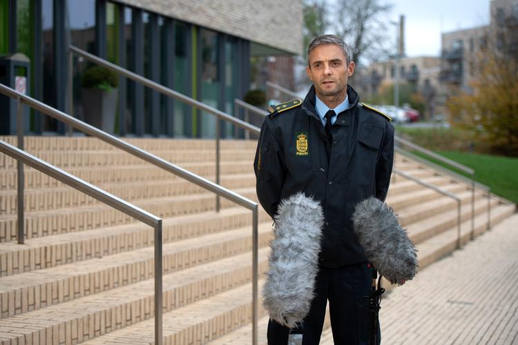 Efterforskningsleder Kim Løvkvist fotograferet ved et pressemøde tidligere fredag om drabssagen i Holbæk.  Foto: Thomas Sjørup/Ritzau Scanpix