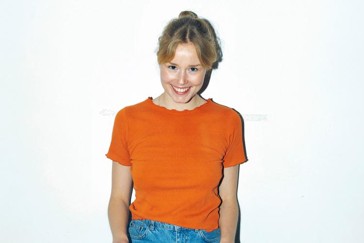 Astrolog Annasophia Petri er vært på podcasten, hvor hun sammen med astrolog-kollegaen Lillian Jensen gennemgår de forskellige aspekter af astrologi og horoskoper. Foto: Hedda Rystad